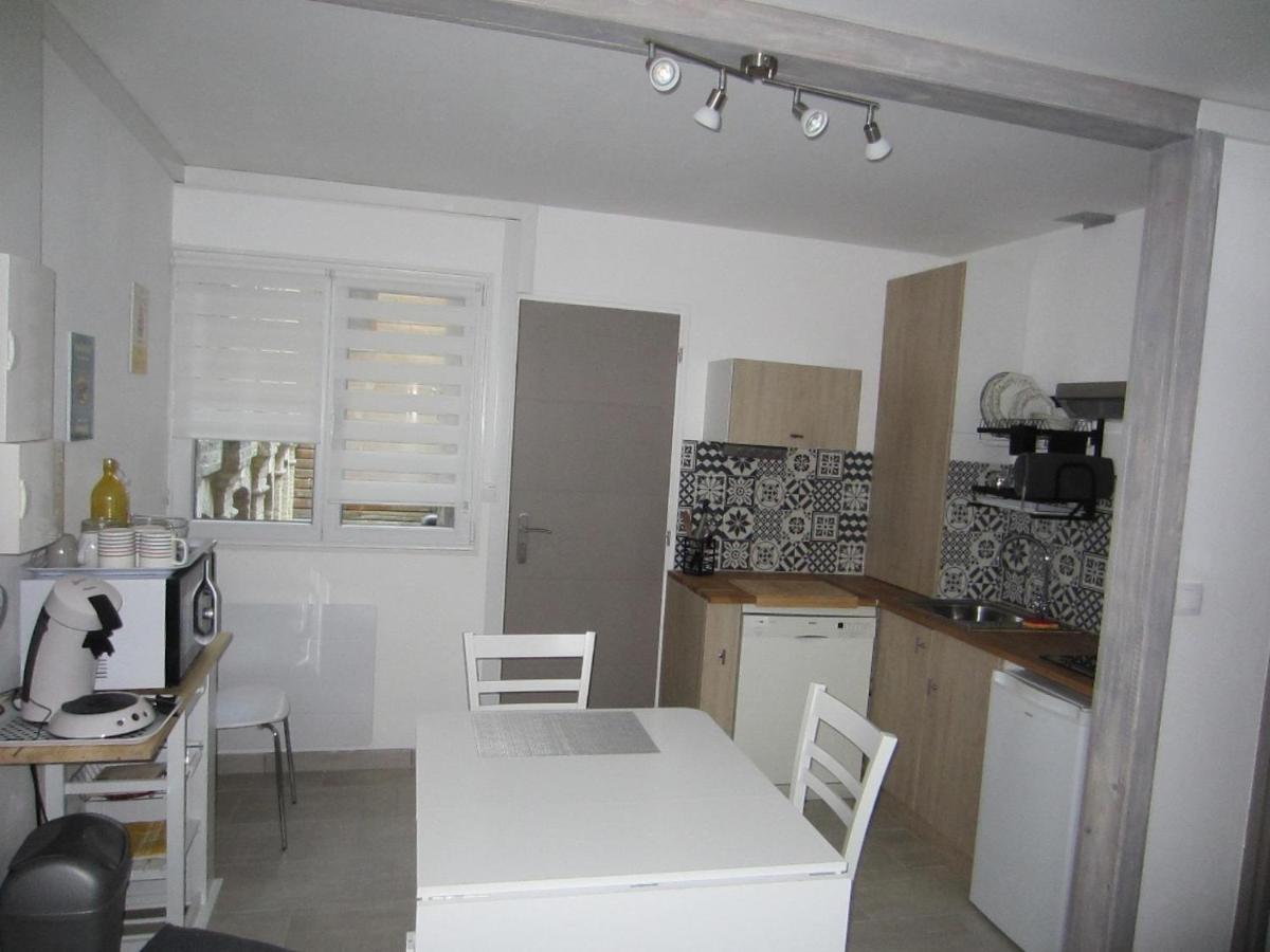 Studio hyper centre avec terrasse à 1 rue de la plage et2 Dieppe Exterior foto